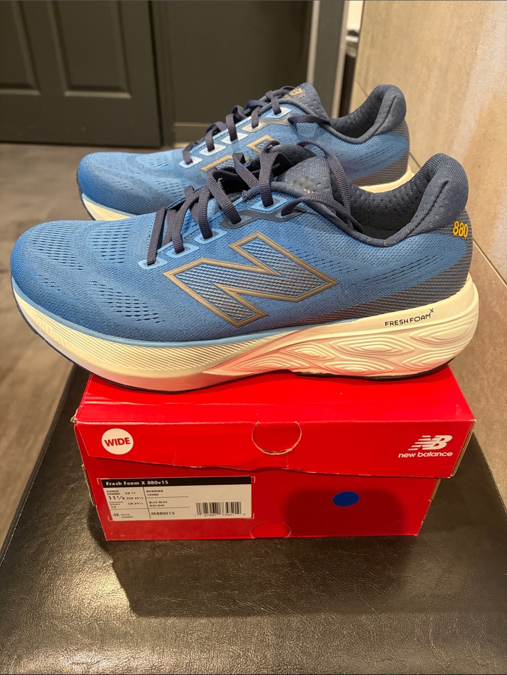 New Balance Men's Blue 880 Running Shoes size 11.5 4E